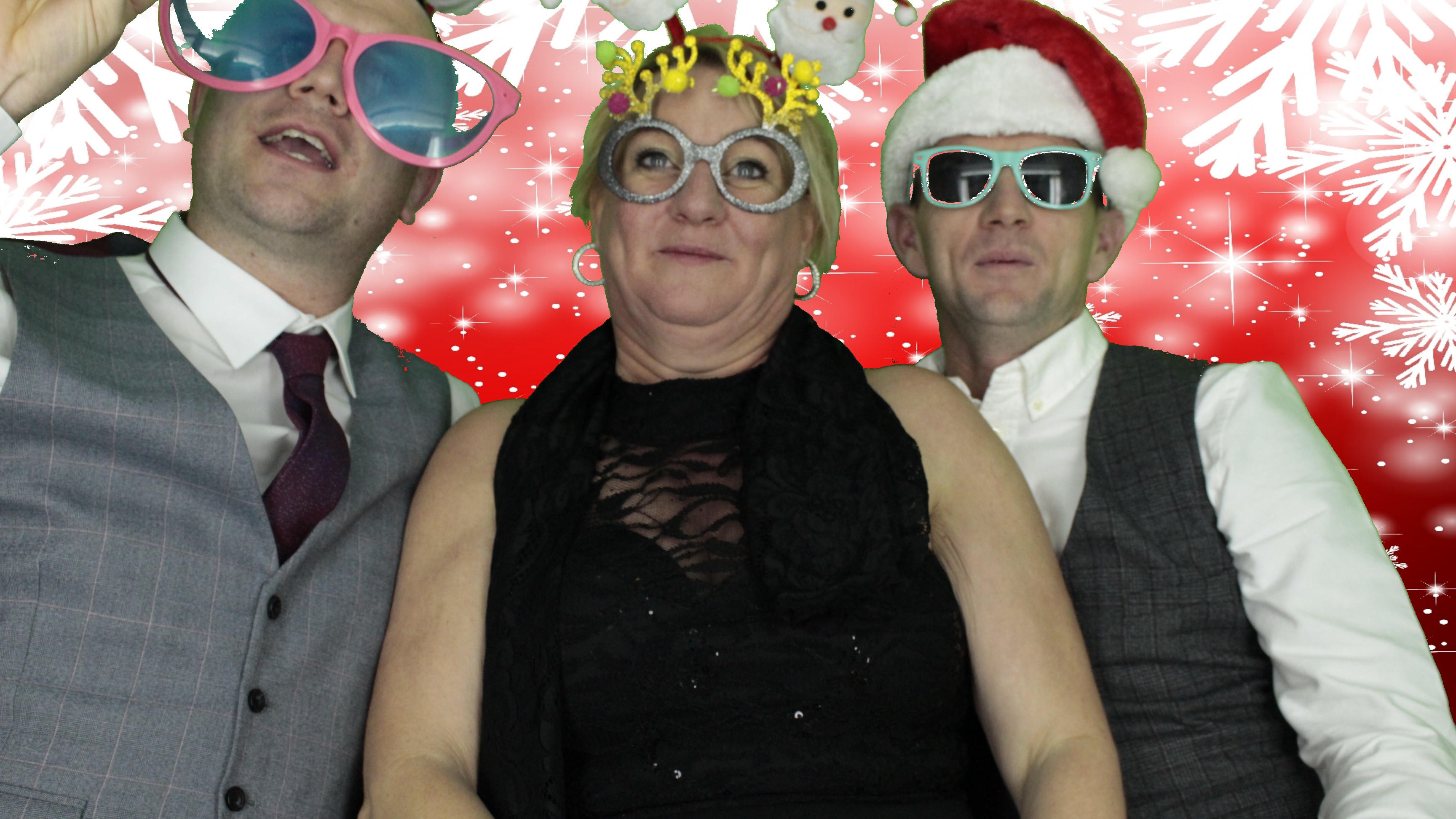 Portsmouth Water Christmas Party | View more photos from the event at gallery.myphotoboothexperience.co.uk/u/MyPhotoBoothExperienceLtd/Portsmouth-Water-Christmas-Party